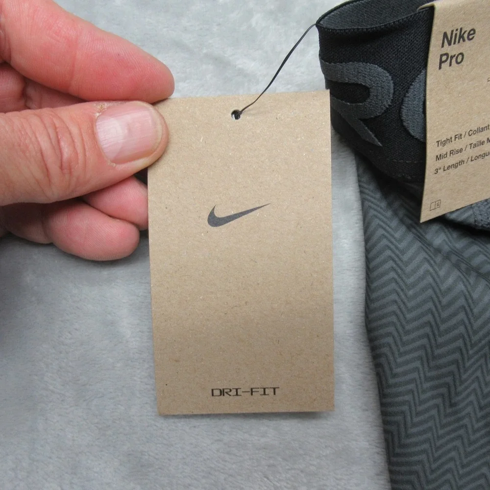 Nike Pro Shorts Women Small Gray Dri-FIT 3 Inch Mid Training‎ Printed $35 NEW
